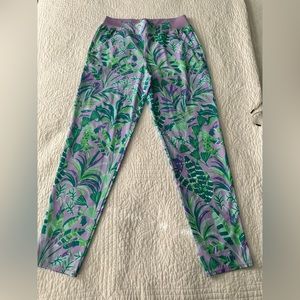 UPF 50+ Luxletic 28" Run Around Pant, size small